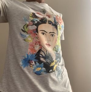 Frida Kahlo tee